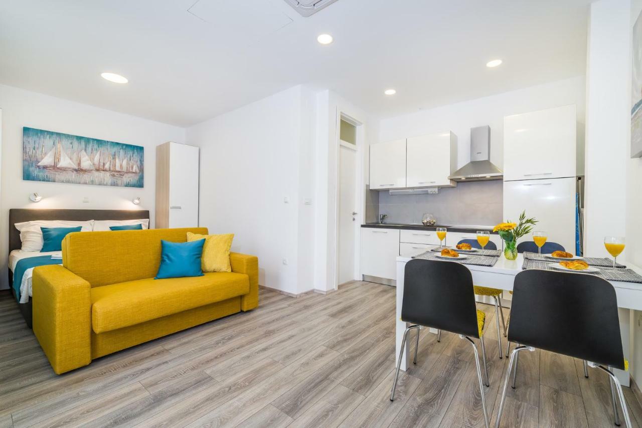 Topesa Apartament *